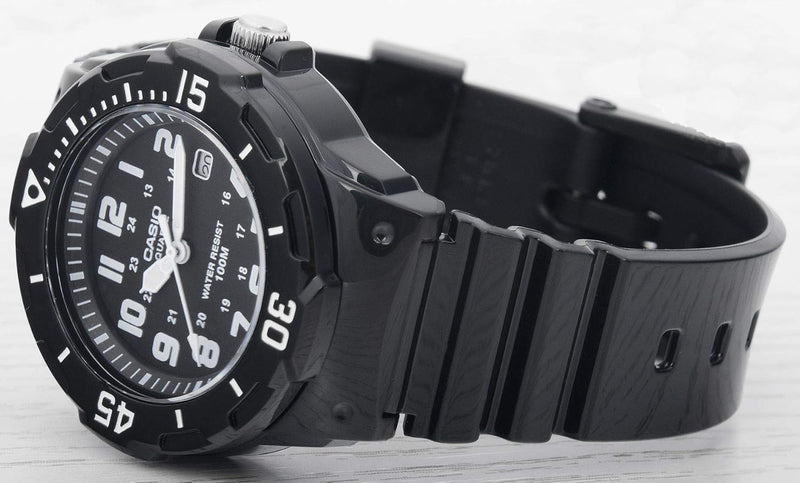 Casio Collection Damen Armbanduhr LRW-200H Schwarz, Schwarz