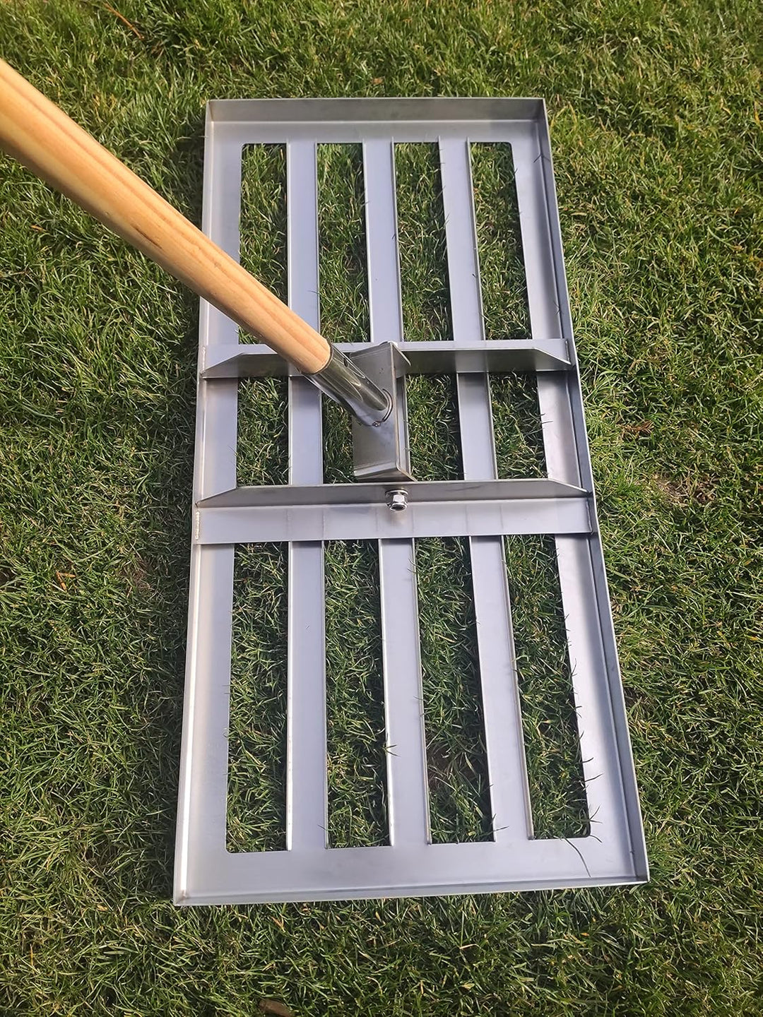 75x35 cm Edelstahl Rasenrakel – Profi Flächenebner & Leveling Rake zum Sanden, Abziehen & Einebnen |