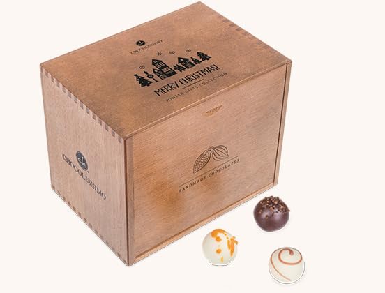 CHOCOLISSIMO Schokolade Geschenk - 30 Edle Pralinen in Holzbox - Weihnachtssüssigkeiten - Geschenk z
