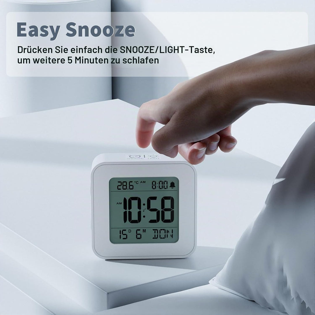 LATEC Wecker Digital, Digitaler Wecker Batterie, Klein Reisewecker Digital Uhr mit Temperaturanzeige