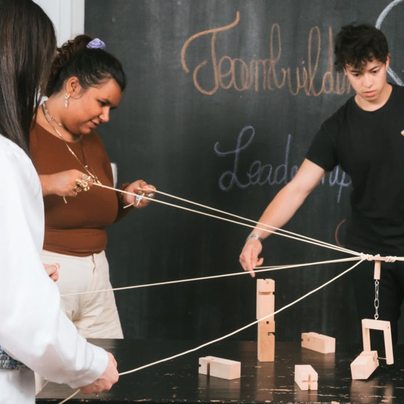 ideen.kollektiv Mini Fröbelturm Tower of Power Teamspiel Tischspiel Kooperationsspiel