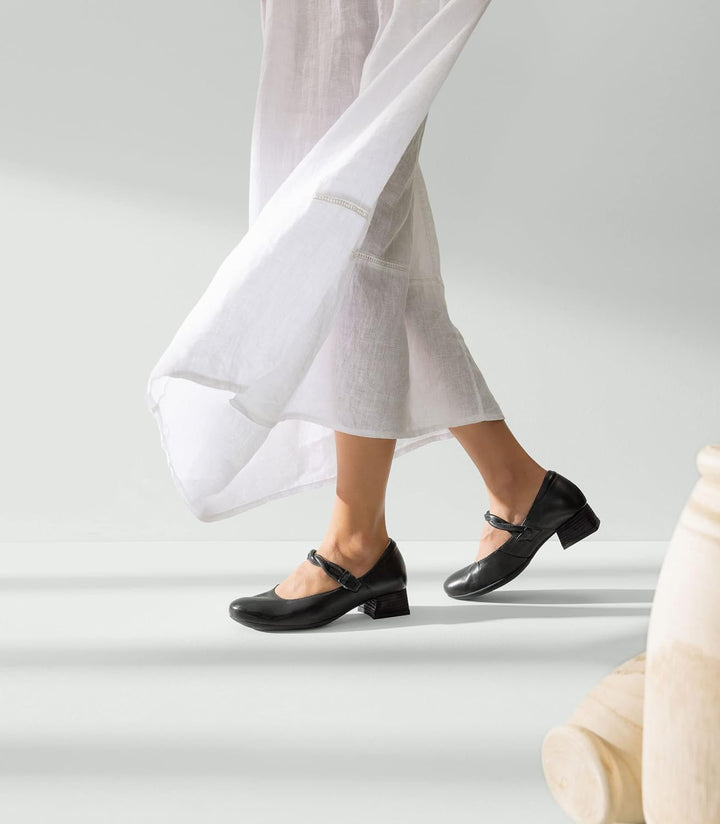 Think! Damen Delicia Chromfrei Gegerbte, Nachhaltige, Riemchen Pumps, 38.5 EU