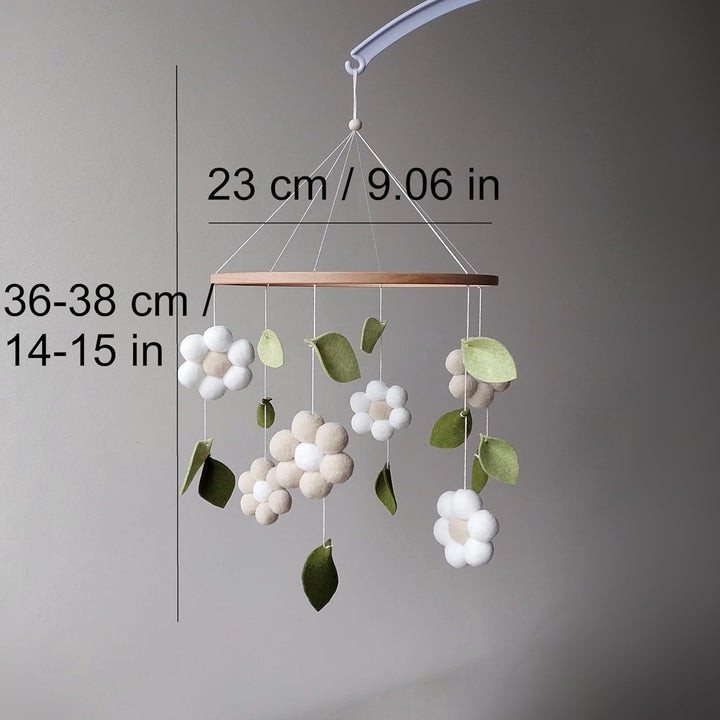 Blumen Baby Mobile mit Gänseblümchen – Handgemachtes florales Mobile fürs Babybett – Märchengarten D