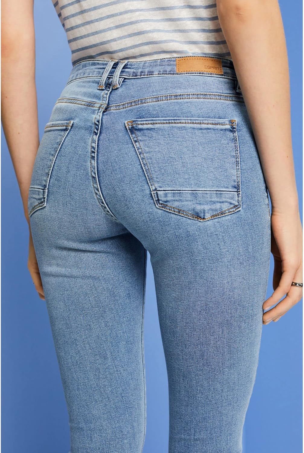 ESPRIT Washed Jeans mit Bio-Baumwolle 25W / 32L Blue Light Washed, 25W / 32L Blue Light Washed