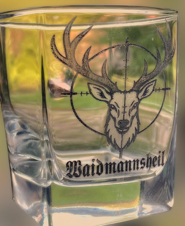 KolbergGlas Jäger Geschenk Glas mit realem Geschoss Cal.308 und Hunter Gravur -Jagd Geschenke 0,3 L