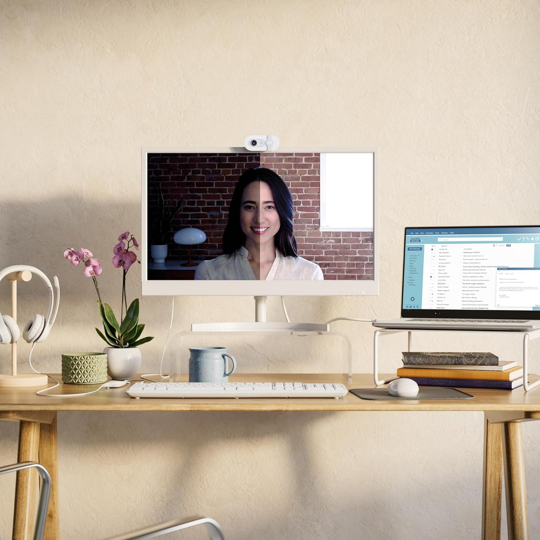 Logitech MK295 kabelloses Tastatur-Maus-Set mit SilentTouch-Technologie, Shortcut-Tasten, optischer