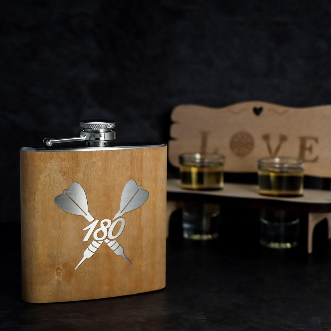 Spruchreif | Flachmann aus Edelstahl mit Gravur | Flachmann aus Holz | Geschenkidee Darts | Outdoor