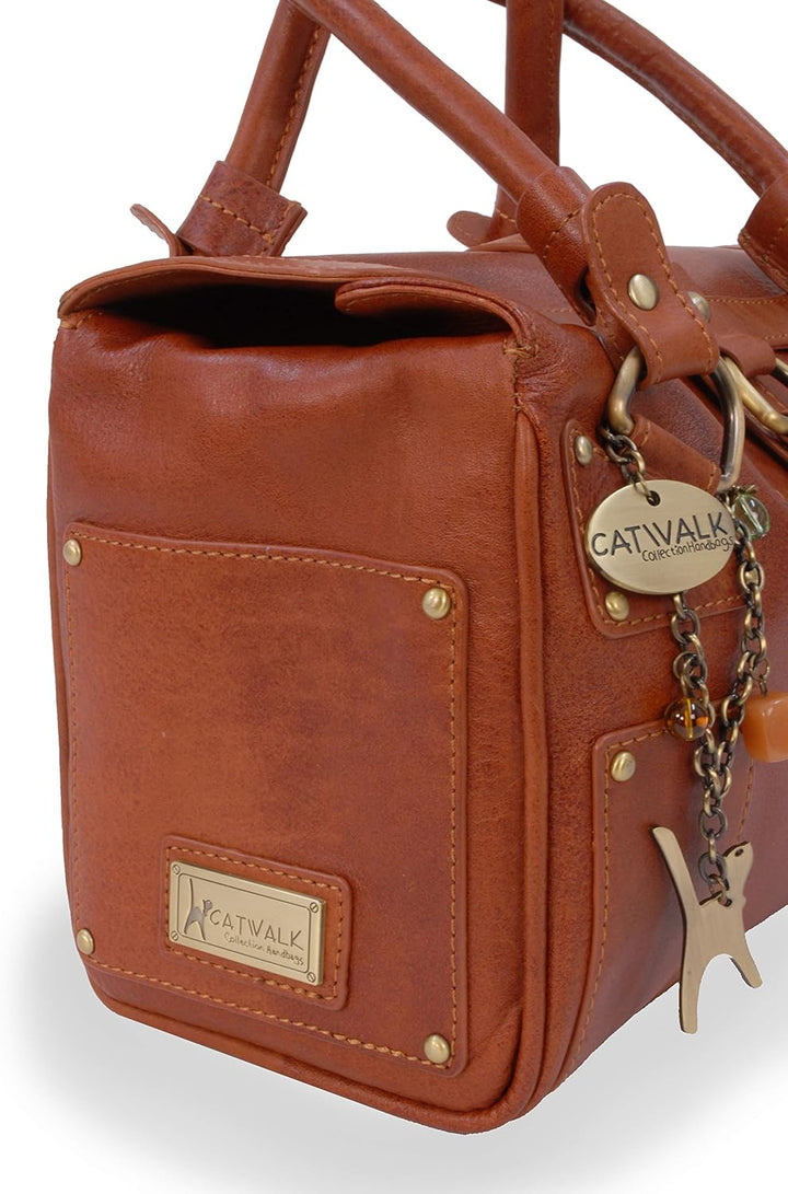 Catwalk Collection Handbags - Leder - Umhängetasche/Ledertragetasche/Henkeltasche - CLAUDIA Hellbrau
