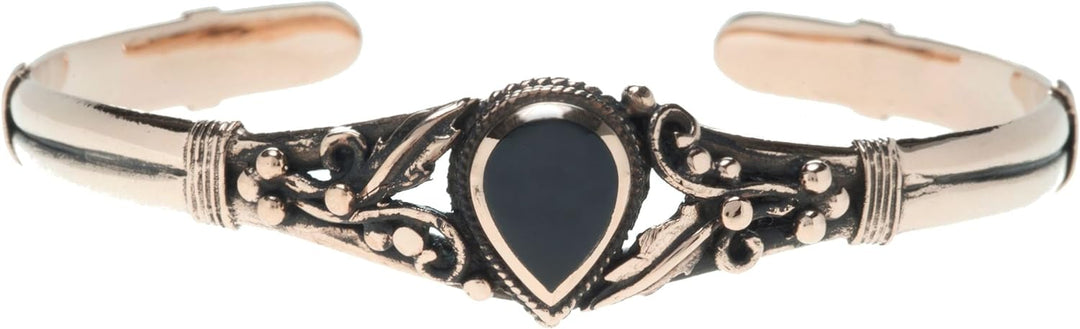 Windalf Damen Armreif Celtic Art Sharon Ø 6.4 cm Bohemian Armschmuck mit Zauberfedern & Onyx Hochwer