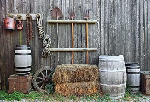 Renaiss 3x2.5m Landschaft Bauernhaus Scheune Hintergrund Fass Heuballen Heugabel Wagon Wheel Western