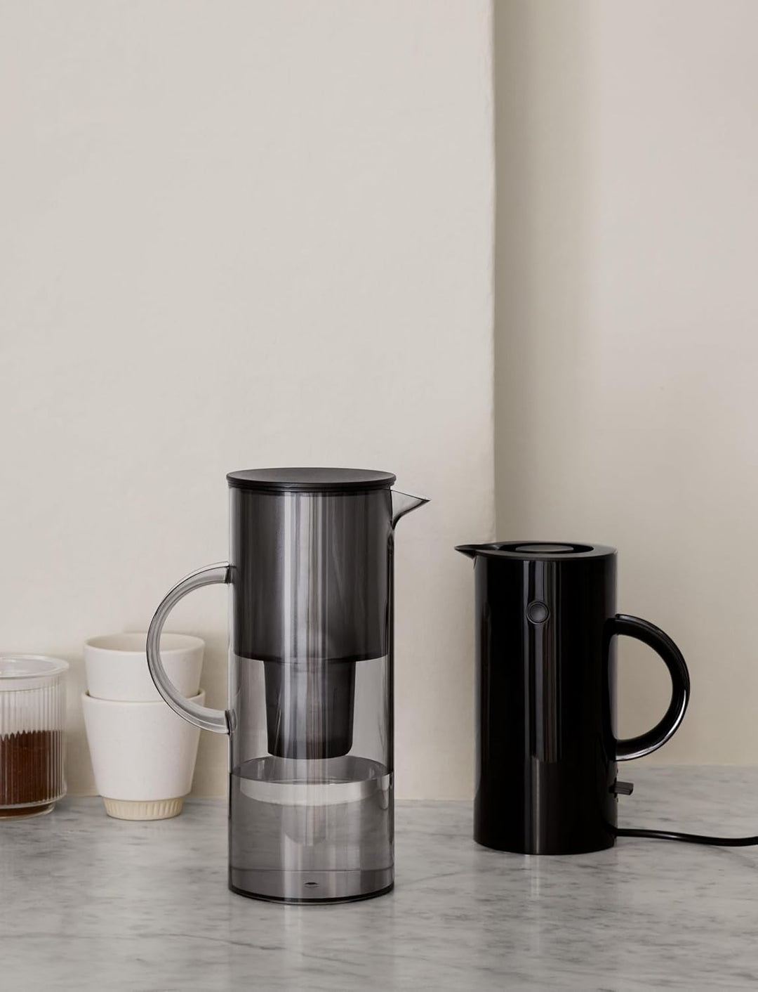 Stelton Wasserkocher Mini EM77 - Elektrischer Kocher, Wasserkessel, Teekanne - Schnell kochend, nied