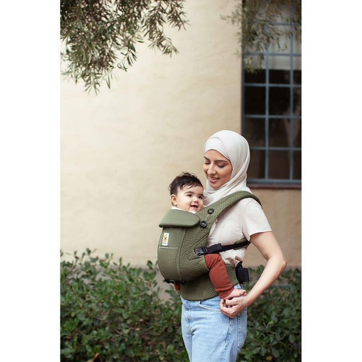 Ergobaby Adapt Babytrage für Neugeborene ab Geburt, 3-Positionen SoftFlex Mesh Ergonomische Babybauc