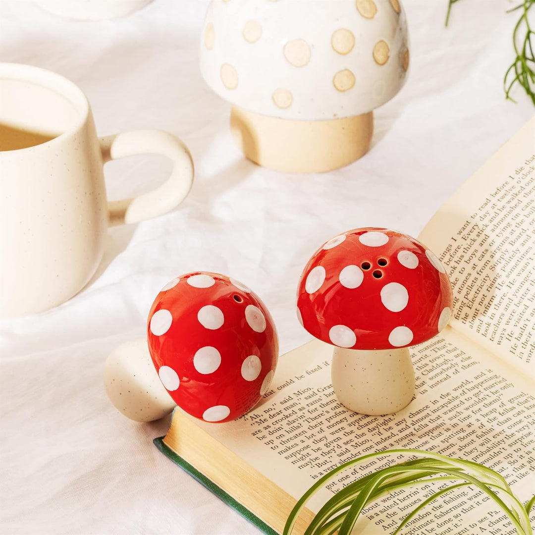 Sass & Belle Rot Mushroom Salz- und Pfeffer-Set aus Steinzeug