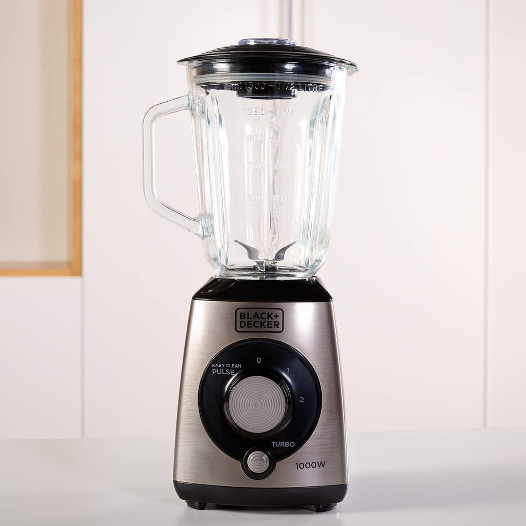 Black + Decker Standmixer, Puls-Funktion, Gefäss aus Kunststoff mit 1,5 l, 4-schneidige Edelstahlkli