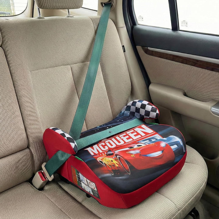 Autositz mit Sicherheitsgurt, Sitzverkleinerung, Sitzerhöhung für Jungen, 22–36 kg 125–150 cm (Cars)
