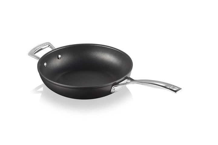 LE CREUSET Aluminium-Antihaft hohe Pfanne mit Gegengriff, Ø 26 cm, Für alle Herdarten inkl. Induktio