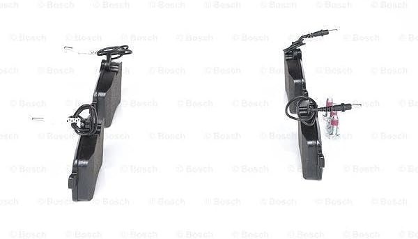 Bosch BP1007 Bremsbeläge - Vorderachse - ECE-R90 Zertifizierung - vier Bremsbeläge pro Set