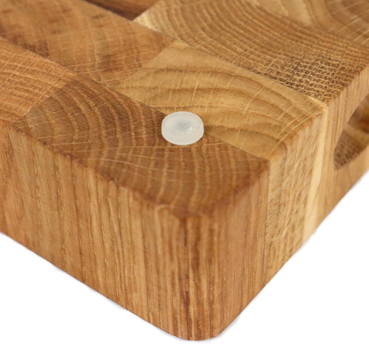 B4K® 40х30х4cm Küchenbrett aus Eiche Stirnholz | Antibakterielles Hirnholzbrett mit Griffen, Silikon