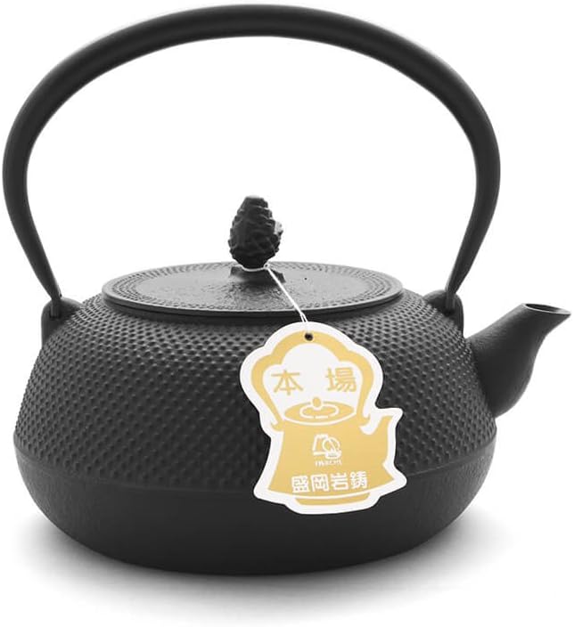Japanischer Tetsubin, Wasserkessel Gusseisen HIRAMARU ARARE, Iwachu. 1,7 l, schwarz. Das Original. F