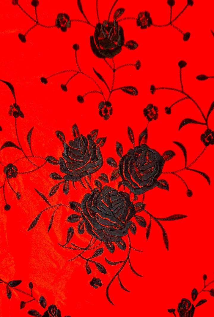 Dreieckiger bestickter Schal mit Fransen, 150/100/20 Rot/Schwarz, Rot/Schwarz