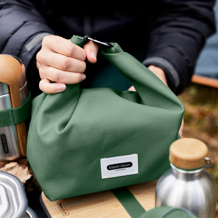 BLACK + BLUM isolierte Lunchtasche 6,7 L Olive, 100% auslaufsicher dank Rolltop, faltbare Lunchbag a