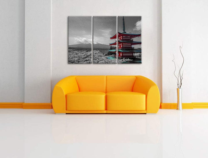 Japanisches Gebäude mit Berg im Hintergrund schwarz/weiss 3-Teiler Leinwandbild 120x80 Bild auf Lein