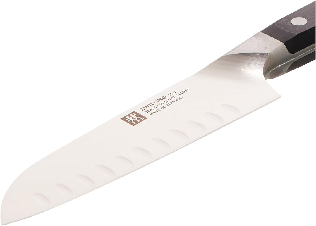 ZWILLING Pro Santokumesser, 14 cm, Rostfreier Spezialstahl, Razor-Edge-Veredlung, 3-Nieten-Kunststof