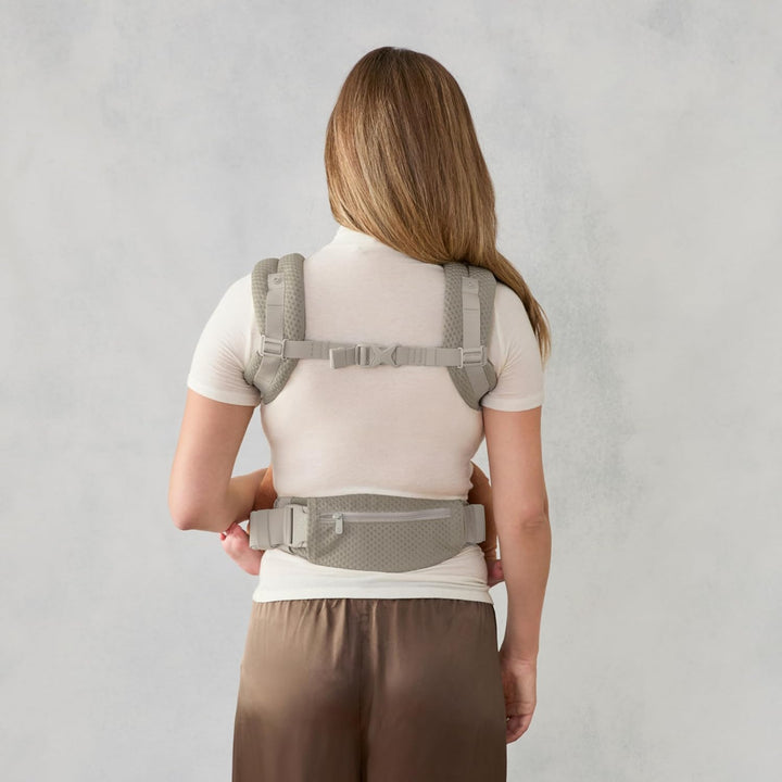 Ergobaby Omni Deluxe All-in-One Babytrage für Neugeborene ab Geburt bis 20kg, Ergonomische 4-Positio
