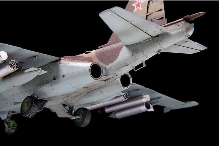 Zvezda 4807 1:48 Sukhoi SU-25 Frogfoot Sov.att.airc. - Modellbausatz,Plastikbausatz, Bausatz zum Zus