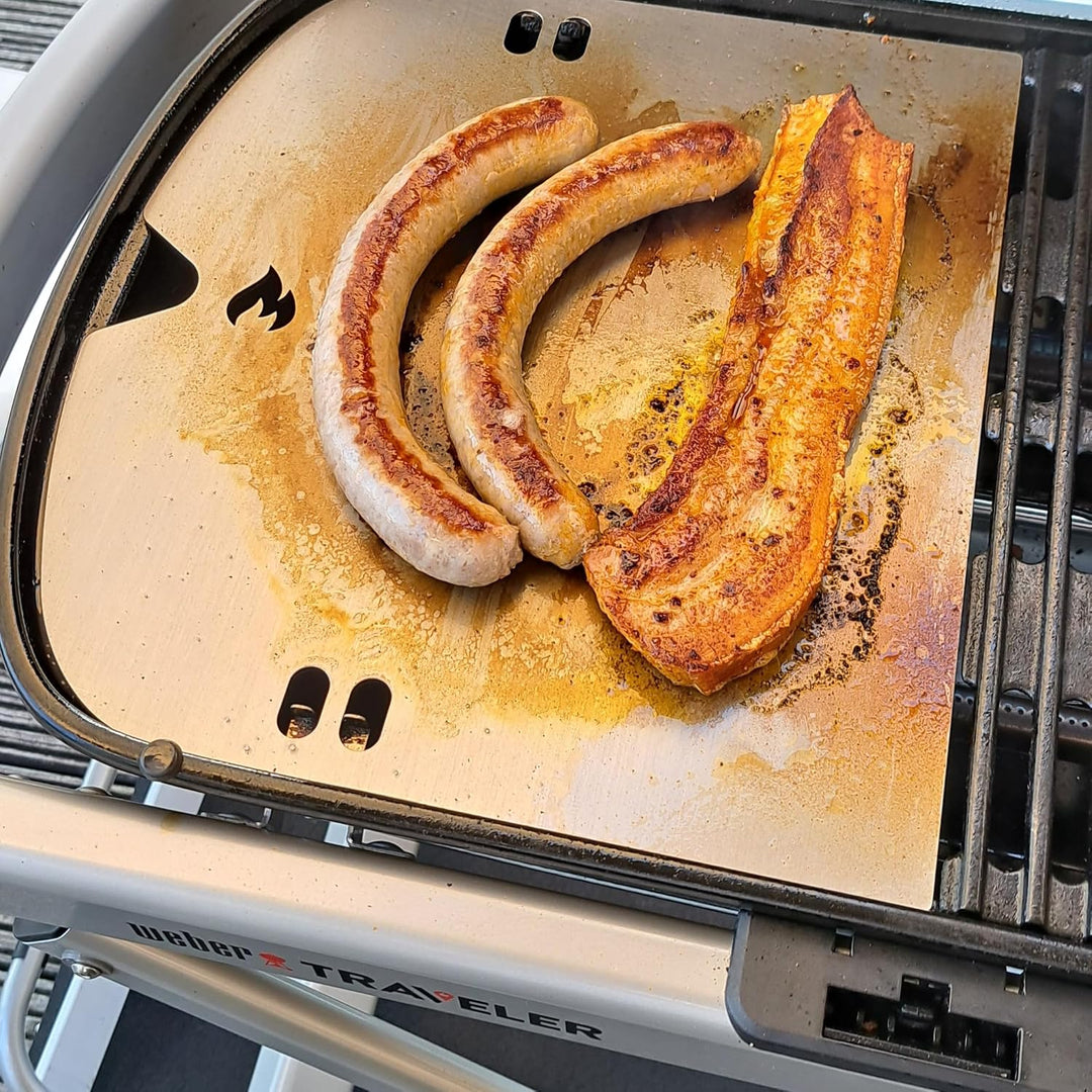 Grillrost.com Das Original Edelstahl Grillplatte | Plancha passend für Weber Traveler - ersetzt eine