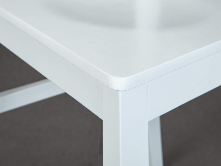 Set mit 2 Stühlen aus massivem Buchenholz mit weissem Finish