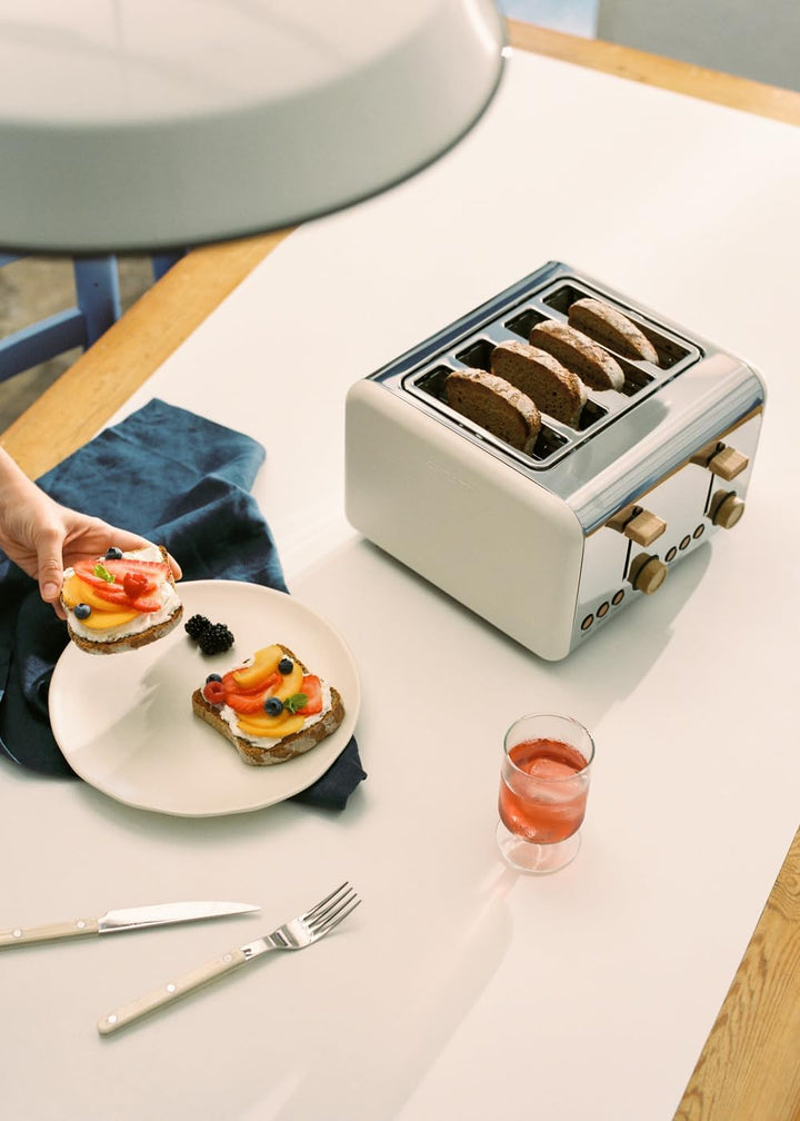 CREATE/TOAST RETRO DOUBLE/Toaster für breite Scheiben Cremeweiss/Krümelfach, 6 Leistungsstufen, Ther