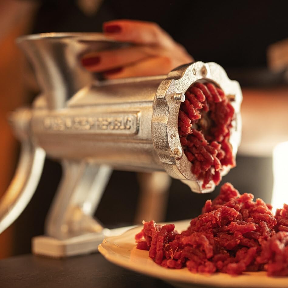 Profi Fleischwolf manuell Grösse 32 aus hochwertigem Gusseisen, mit Messer und Lochscheibe Ø 4,5 mm