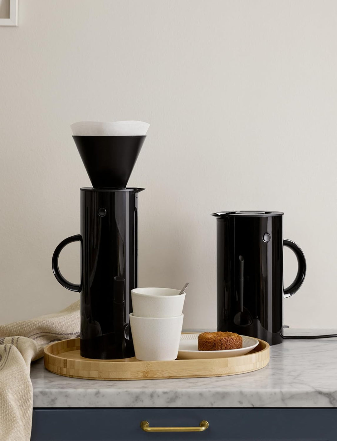 Stelton Wasserkocher EM77 - Elektrischer Kocher, Wasserkessel im skandinavischen Design- Schnell koc