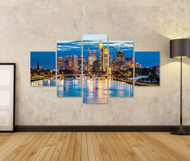 islandburner Bild auf Leinwand Schöne Aussicht Auf Frankfurt Am Main Skyline An Der Dämmerung Bilder