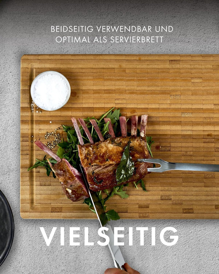 ZWILLING Schneidbrett aus massiven Bambusholz mit Saftrille, beidseitig nutzbar, mittel, 36 x 26 cm