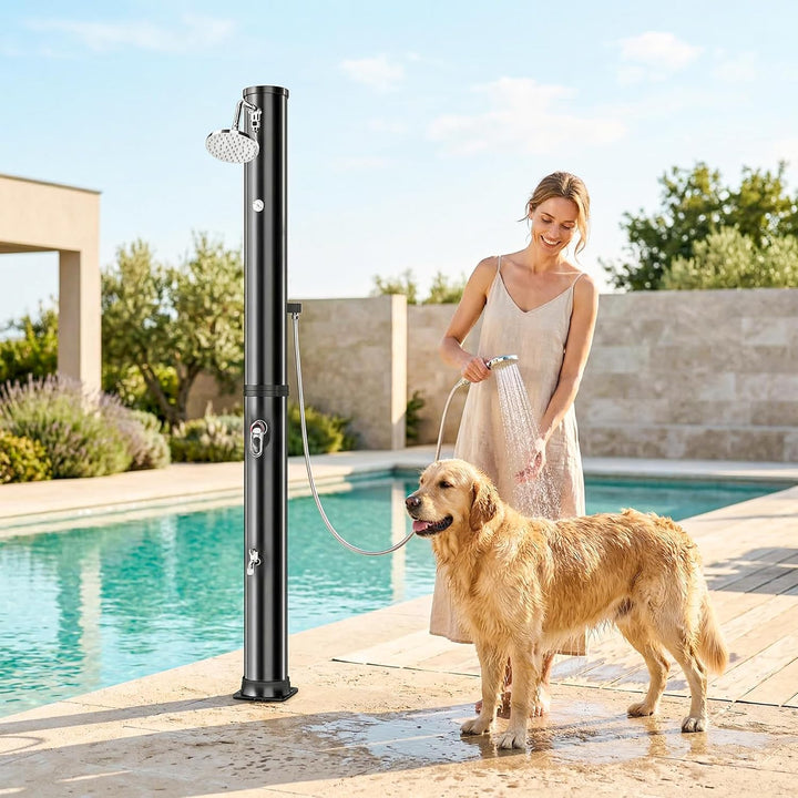 Outsunny Solardusche 40L Gartendusche mit Handbrause Kopfbrause Wasserhahn, einstellbarer Temperatur