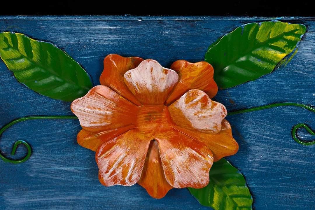 Antiker grosser und sehr edler Briefkasten , Häuschendesign, NA10B336-1 Handbemalt. sehr schön gearb