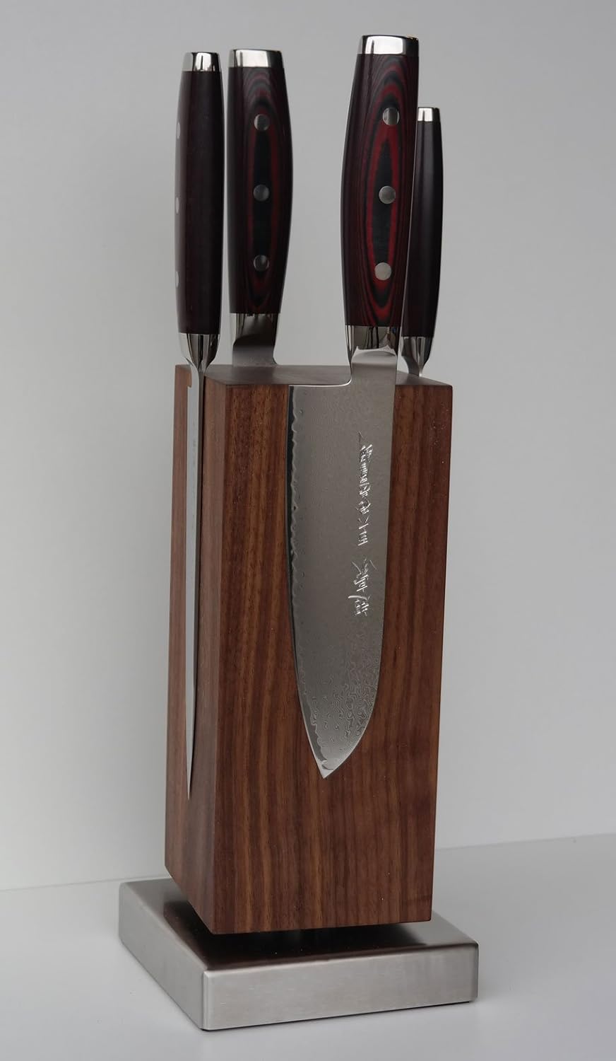 Blockwerk Magnet Messerblock"Monolith" Nussbaum + 4 Super Gou 161 Damastmesser + Messerschärfer MINO