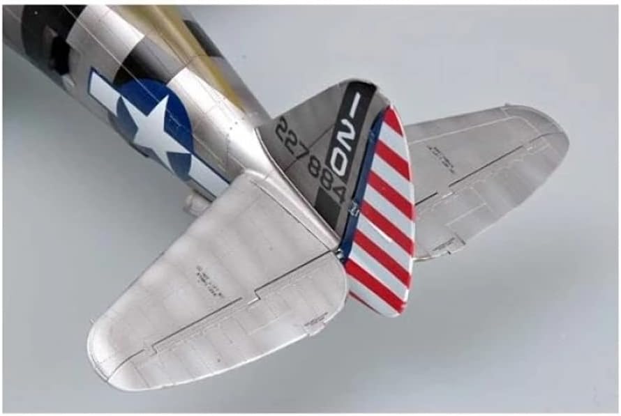 Trumpeter 02262 Modellbausatz P-47D Razorback Fighter, Mittel