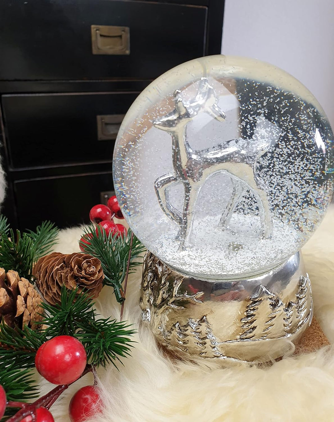 Schneekugel REH Silber Silber-Sockel Landschaft Winter Christmas mit Spieluhr Durchmesser 100mm * 20