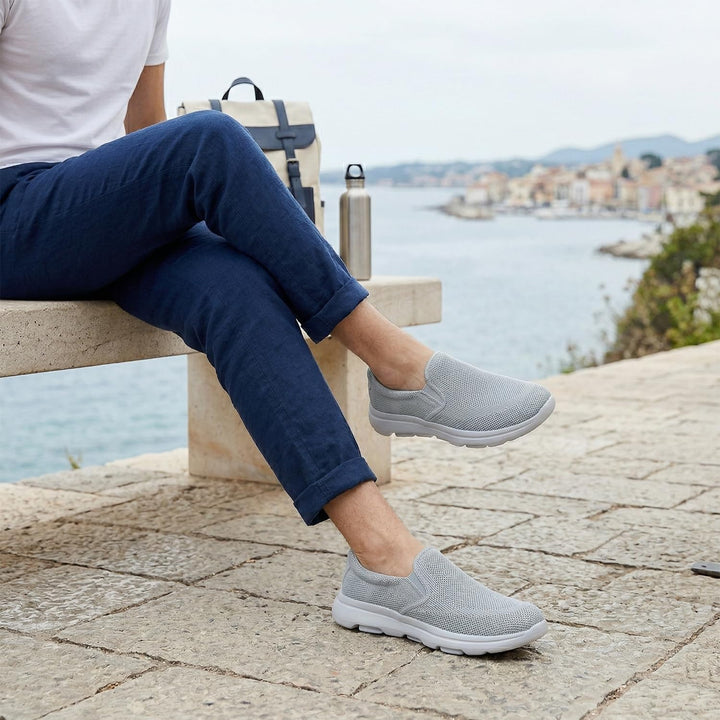TIOSEBON Herren Slip On Loafers Bequeme Freizeitschuhe für Tennis Arbeit und Autofahren 42 EU A Grau