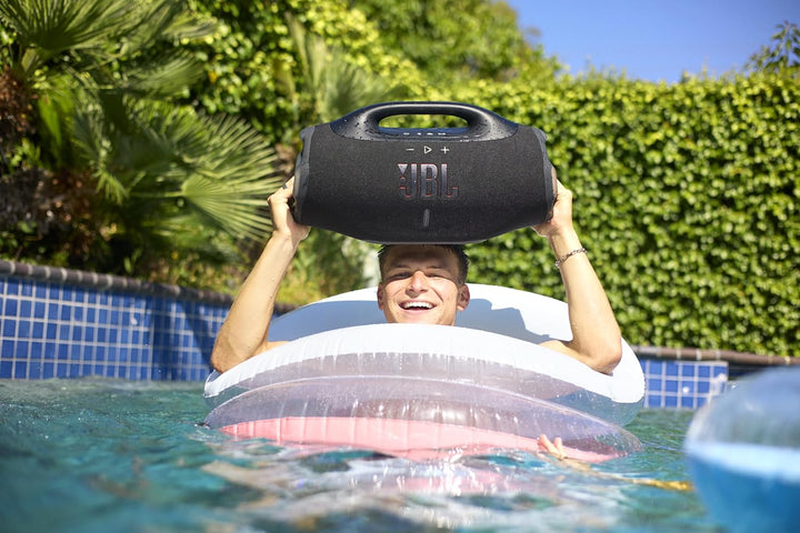 JBL Boombox 4 Tragbarer Bluetooth Lautsprecher, JBL Pro Sound mit AI Sound Boost, IP68 Wasser- und S