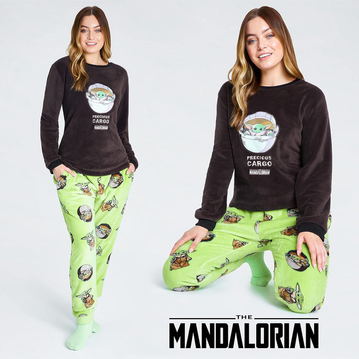 Disney Schlafanzug Damen mit Kuschelsocken Set Charaktere Stitch Geschenke Set S Grün Mandalorian, S