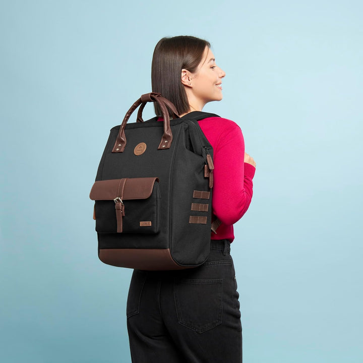 Cabaïa - Adventurer Rucksack Managua Maxi 23L - Wasserabweisend - Laptopfach bis zu 15 Zoll - 2 Vord