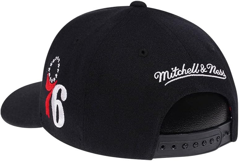 Mitchell & Ness Philadelphia 76Ers Team Ground Red Line Solid Flex Snapback Cap