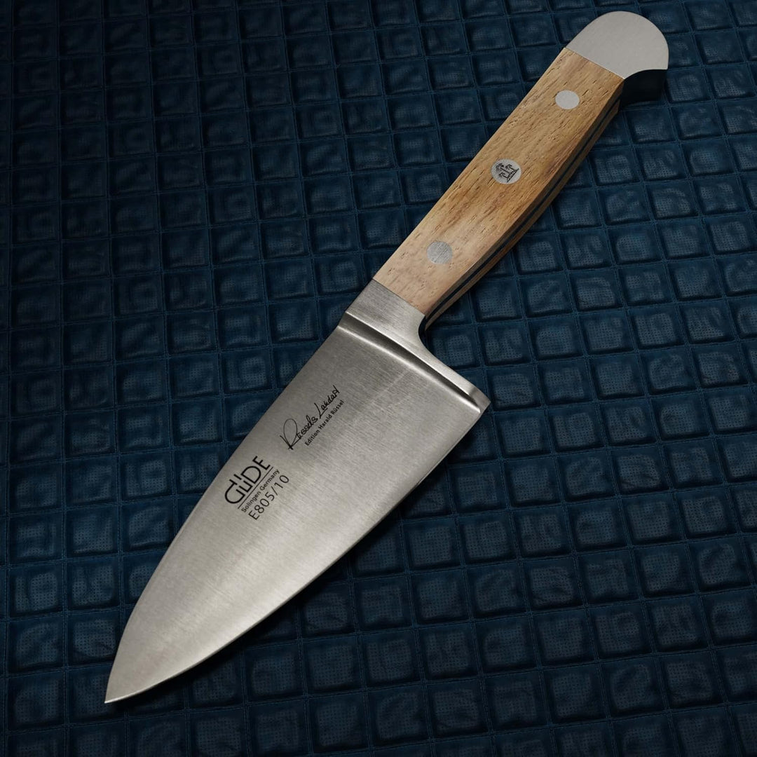 GÜDE Solingen - Hartkäsemesser Käsemesser geschmiedet, 10 cm, Fasseichenholz, ALPHA FASSEICHE, Doppe