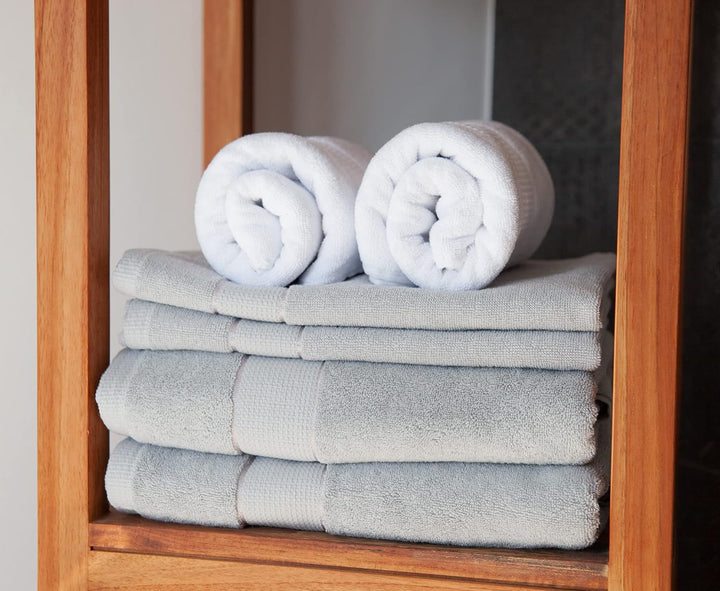 BANANALU 2 Badetücher 100% Baumwolle Qualität 600g/m2 Frottiertuch Bordeauxrot - Bad Towel Modern N1