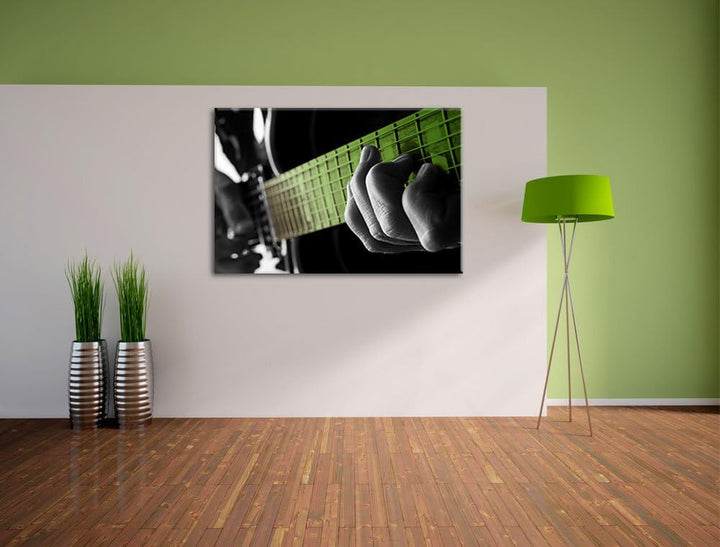 Mann spielt auf E-Gitarre schwarz/weiss Format: 100x70 auf Leinwand, XXL riesige Bilder fertig gerah