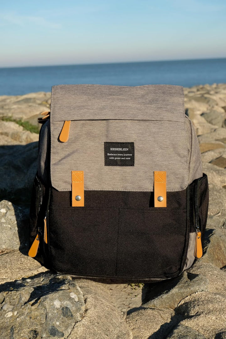 Heberlein Prestige Baby Wickelrucksack - grosse Wickeltasche für Mama & Papa, wasserabweisend mit vi
